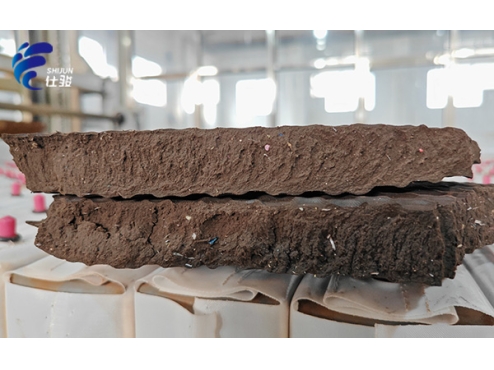 造紙污泥處理中污泥增效劑的關(guān)鍵作用-青島仕駿